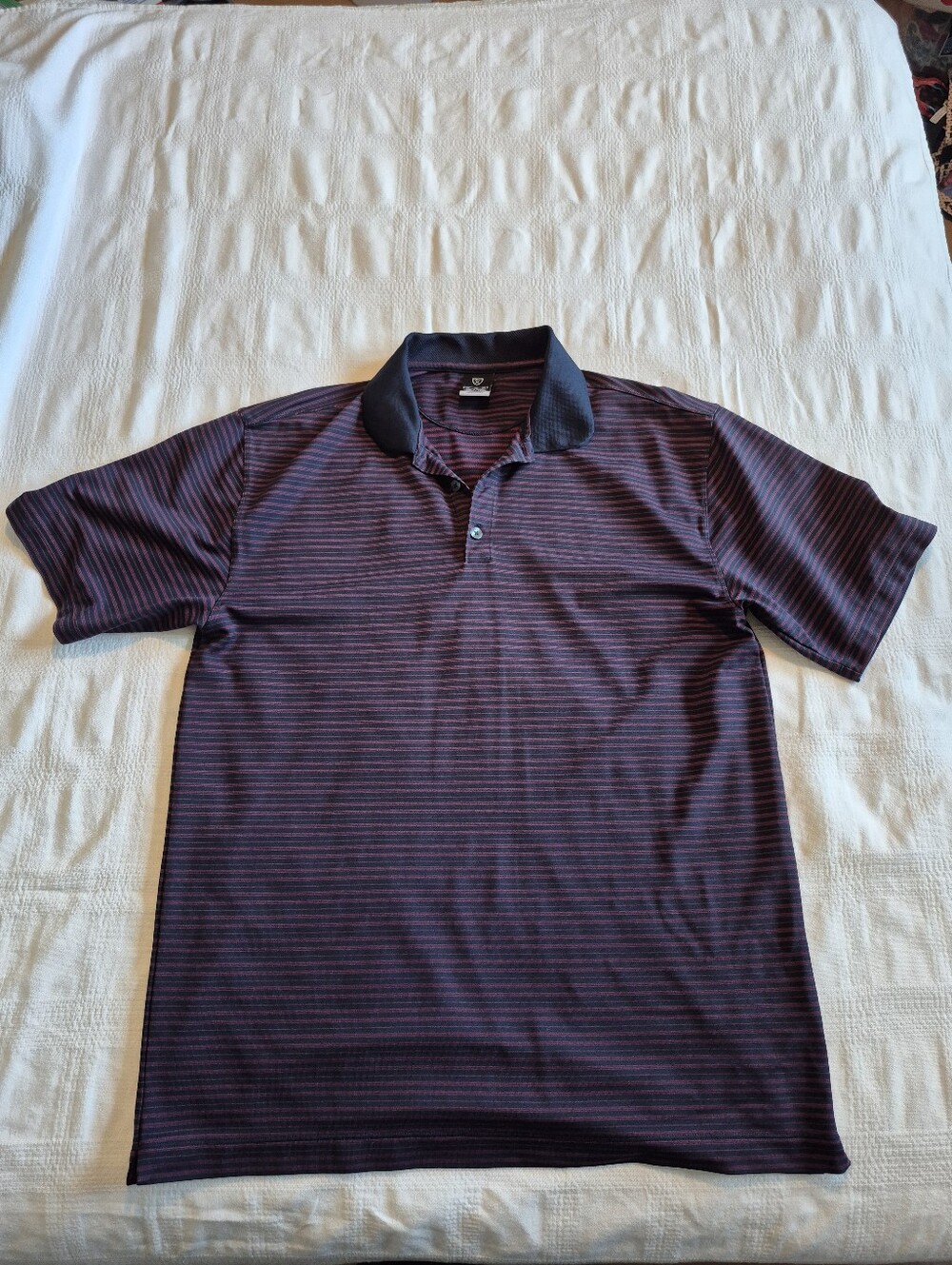 Nike men's XL Navy & purple polo shirt 3 button closure VGUC